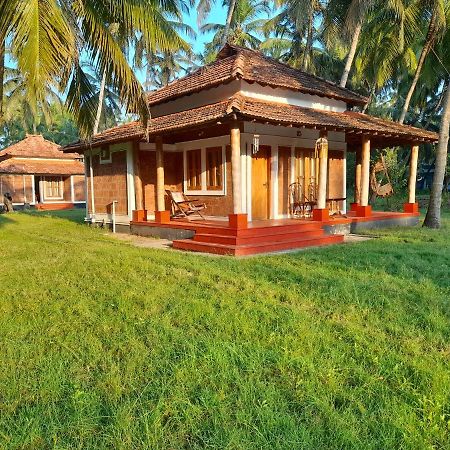 Riverlap Homestay Nīleshwar Exterior foto