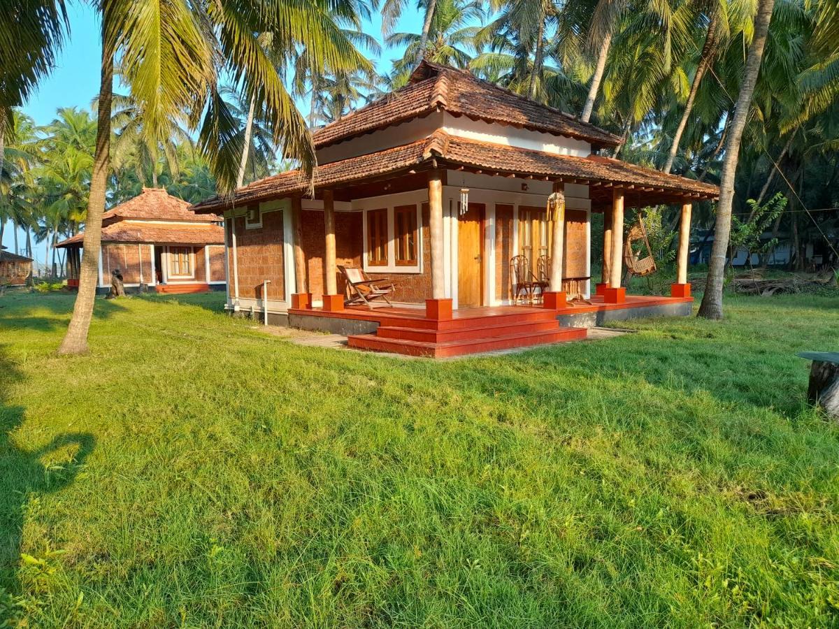 Riverlap Homestay Nīleshwar Exterior foto